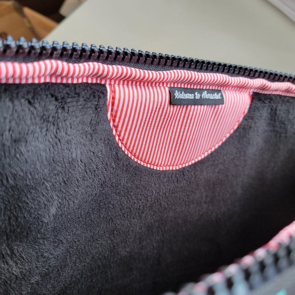 Herschel Laptop iPad Tablet Sleeve Cover Tropical Print - Picture 9 of 9